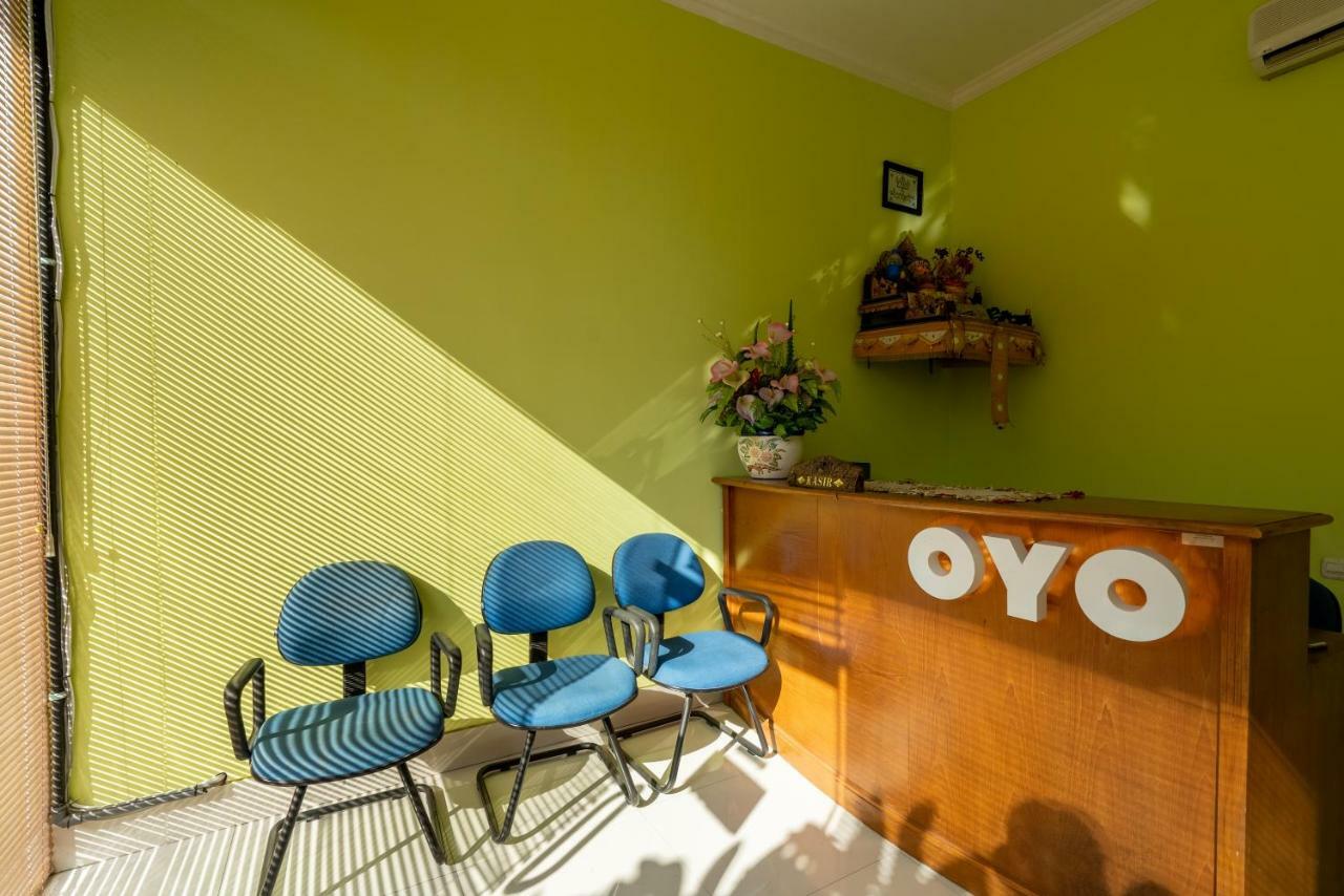 Oyo 922 Pp Dream Guest House Ловина Экстерьер фото