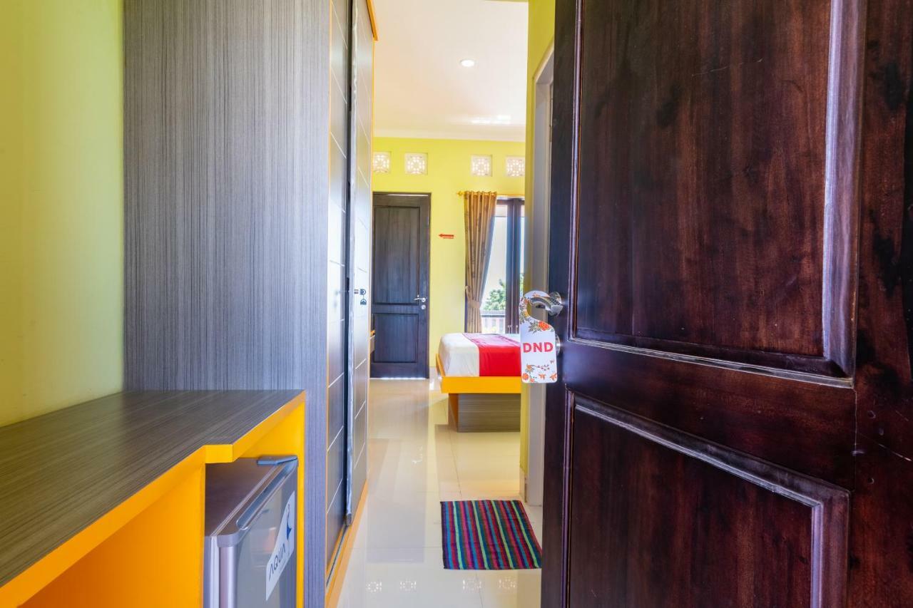 Oyo 922 Pp Dream Guest House Ловина Экстерьер фото