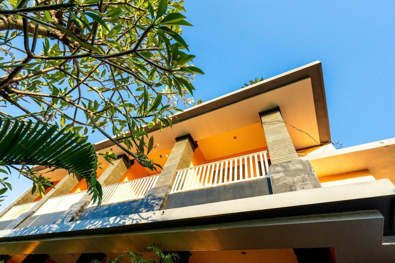 Oyo 922 Pp Dream Guest House Ловина Экстерьер фото