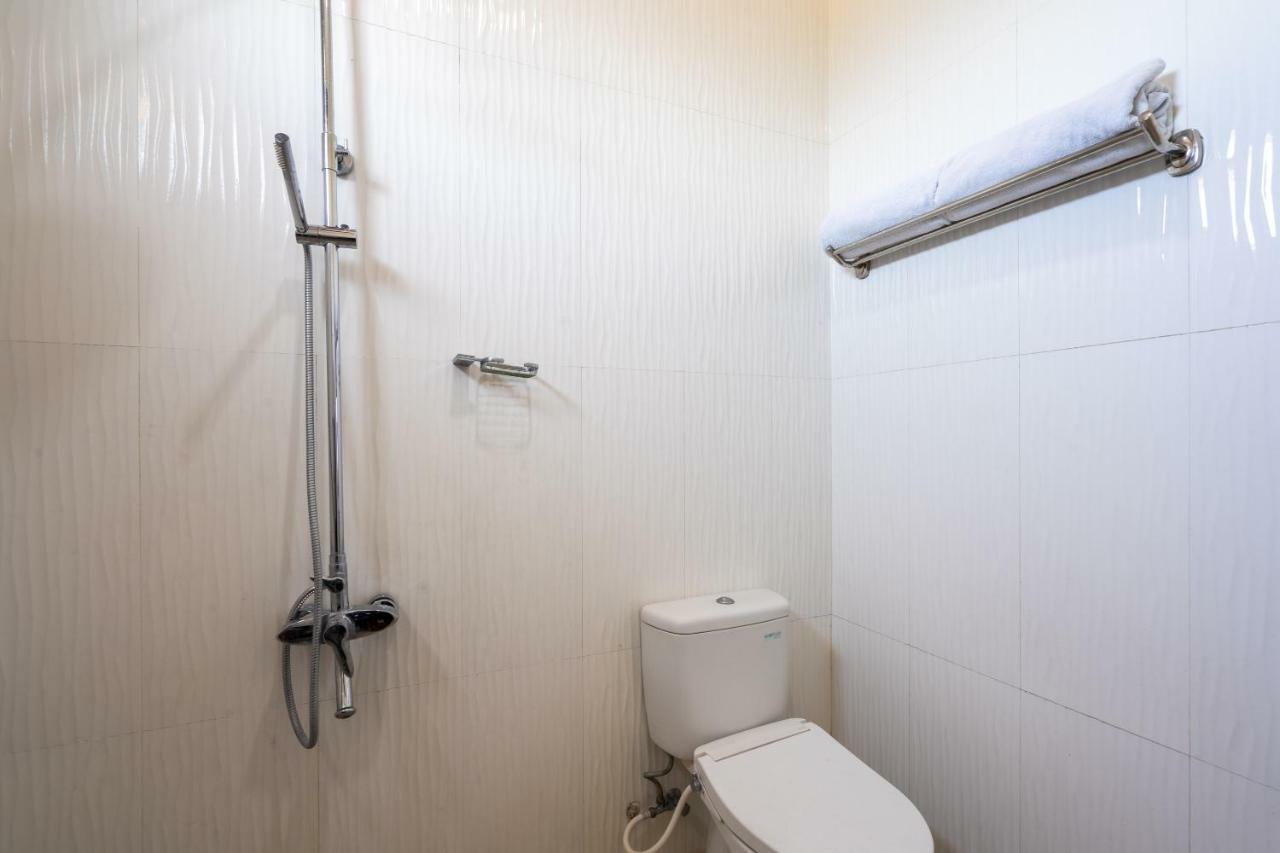 Oyo 922 Pp Dream Guest House Ловина Экстерьер фото