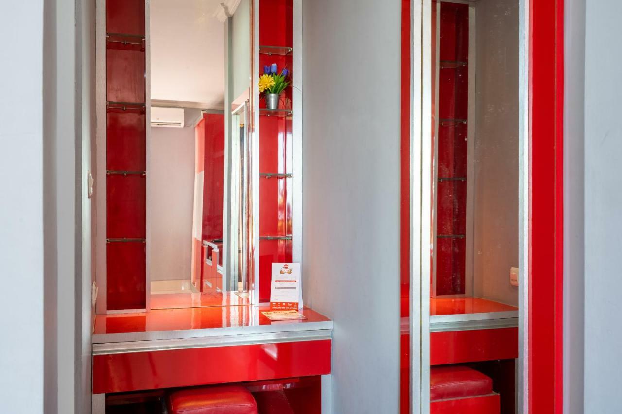 Oyo 922 Pp Dream Guest House Ловина Экстерьер фото
