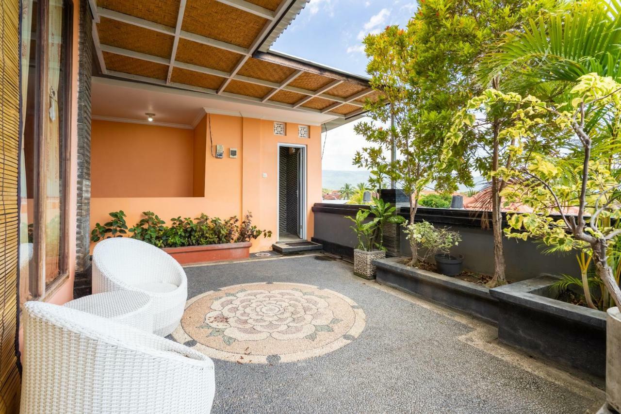 Oyo 922 Pp Dream Guest House Ловина Экстерьер фото